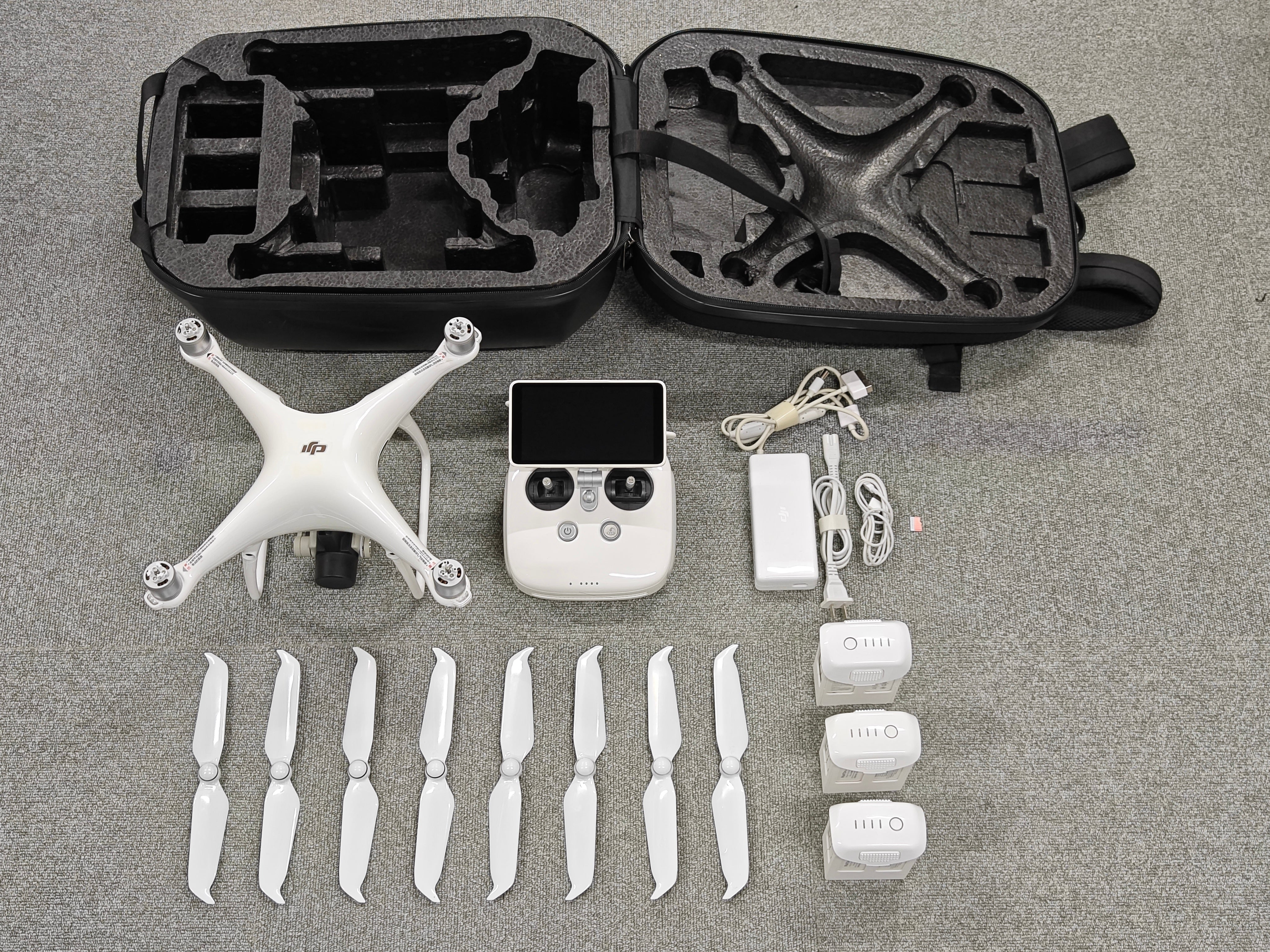 DJI Phantom 4 Pro+ V2.0｜中古・純正バッテリー3個付き | Kakihiro